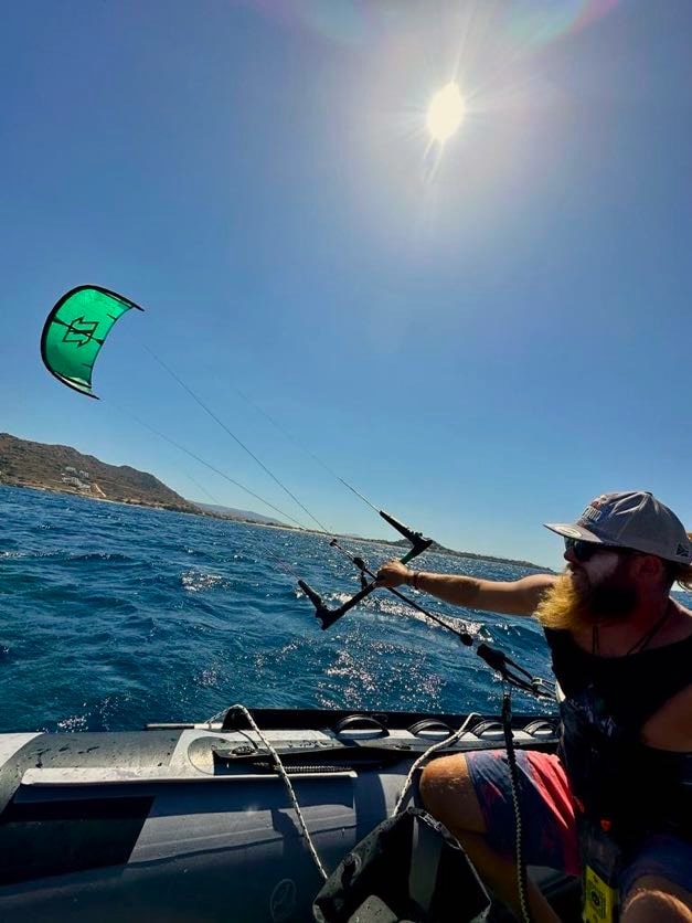 Kitesurfing Lessons in Naxos by Boat: The Ultimate Experience