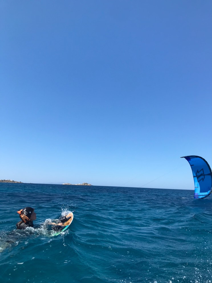 Kitesurfing lessons in Naxos Plaka Beach with radio assistance and by boat supervision